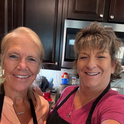 Avatar for 2sisters Cleaning Services