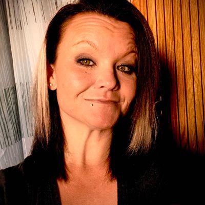 Avatar for loni bond