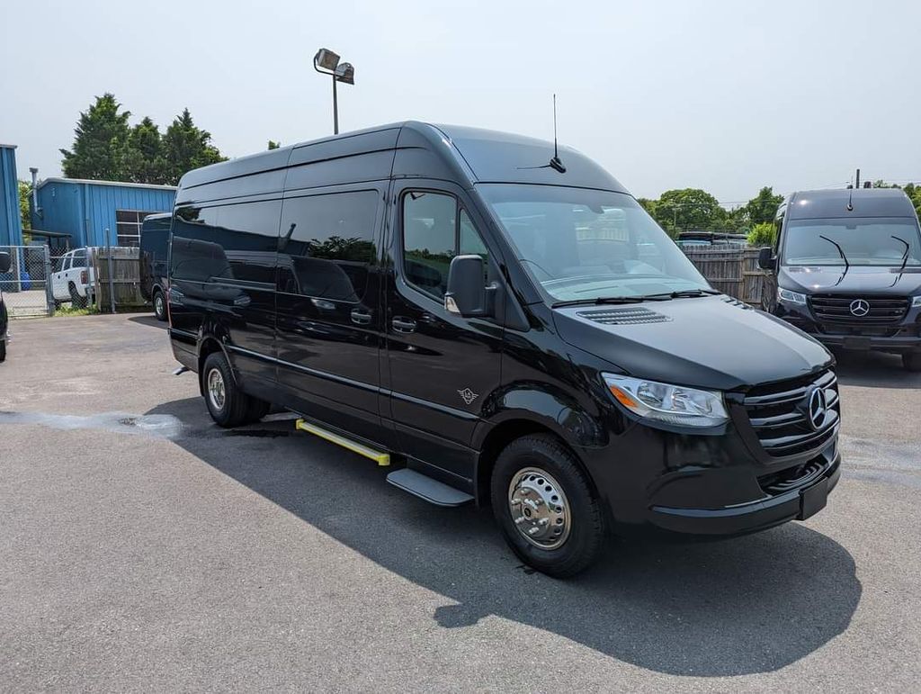 Executive Sprinter