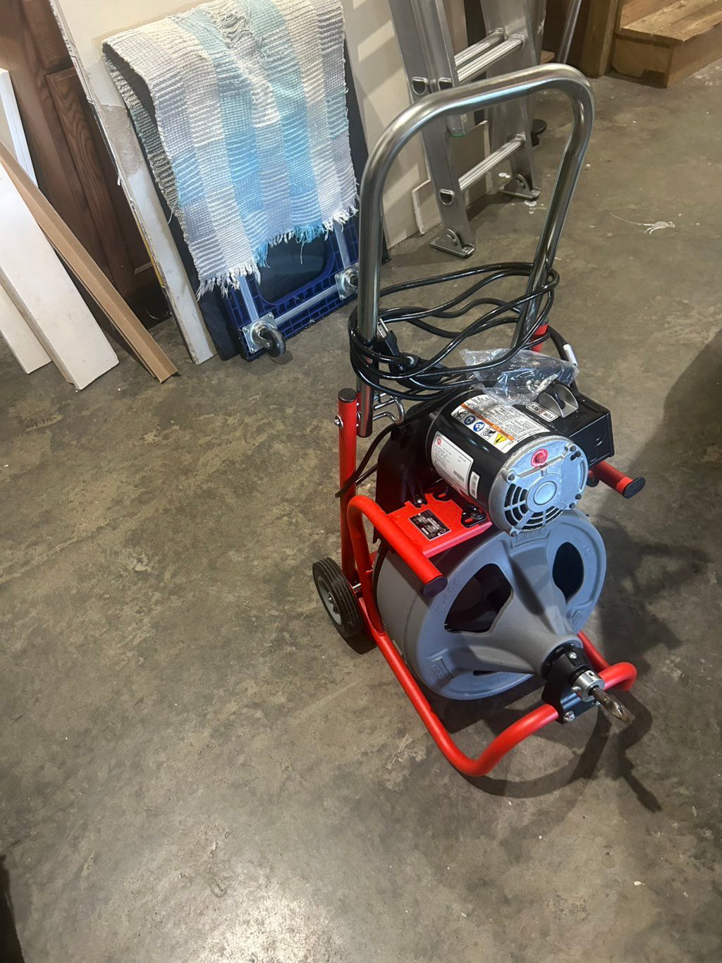 Rigid sewer machine