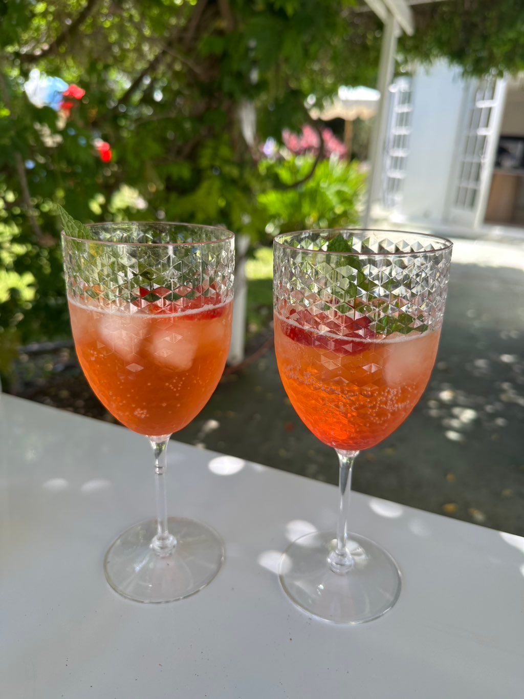 Strawberry Aperol Spritz 