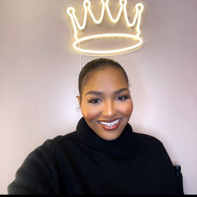 Avatar for Crowned Beauty Downtown Houston Glam Service