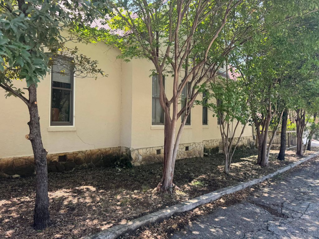 Trimmed trees