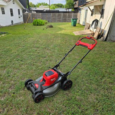 Avatar for E&E Mowing