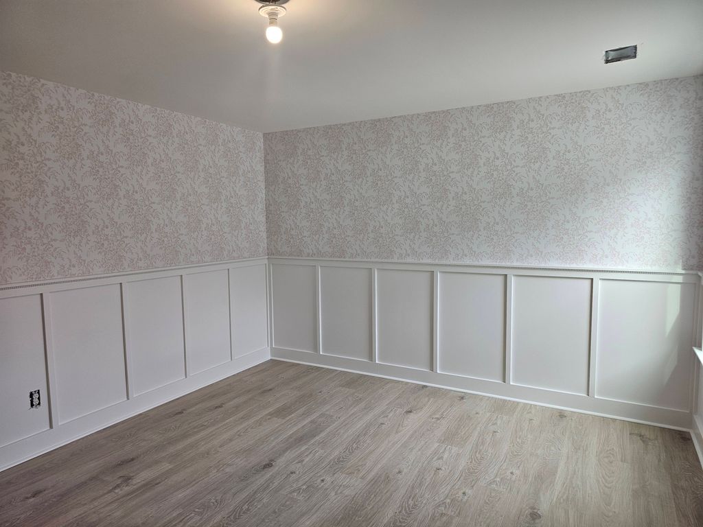 Installation of molding . wallpaper and painting 
