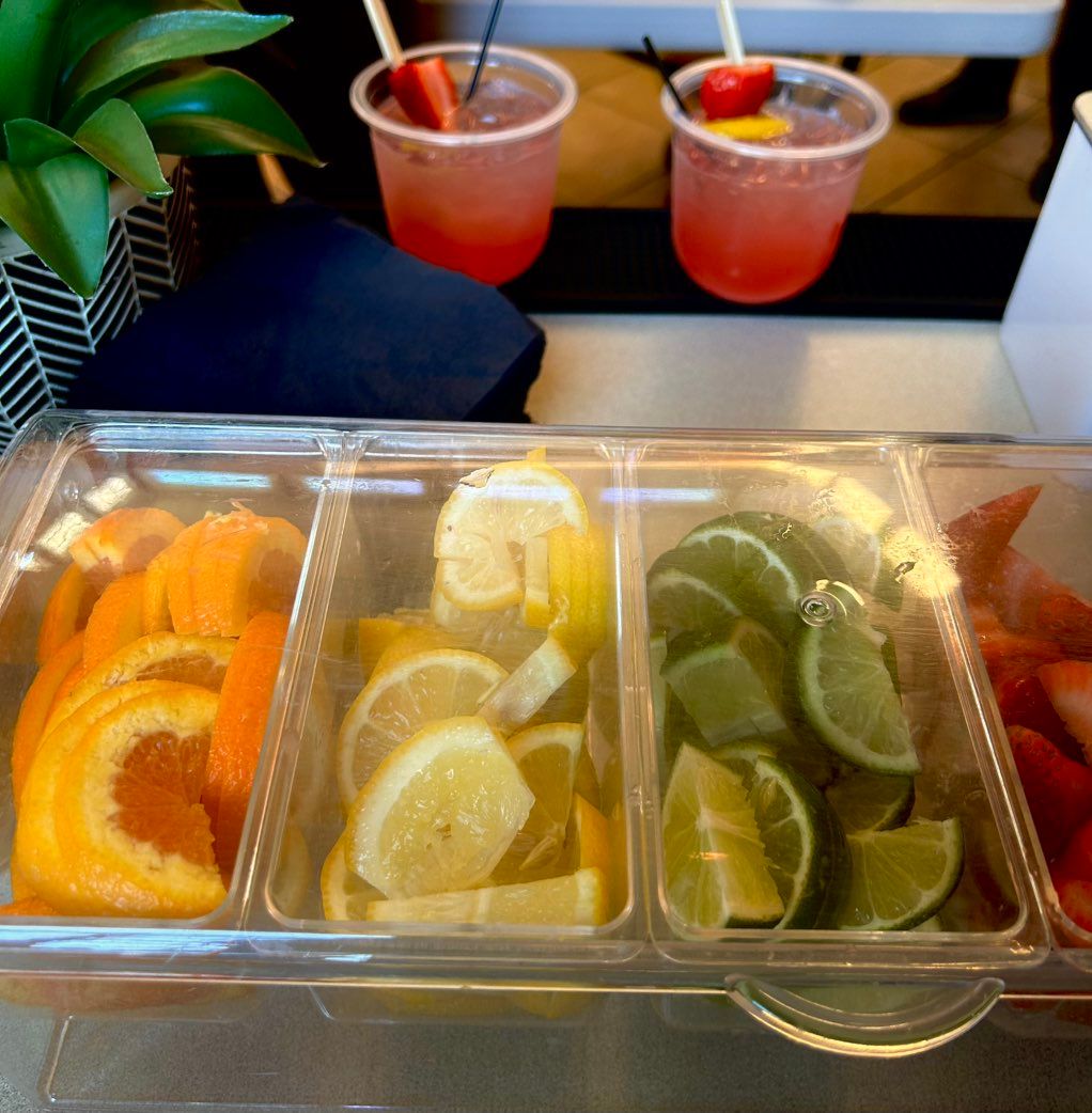 Garnishes and Cocktails🍋🍓🍋‍🟩🍒🍹🍹🍹