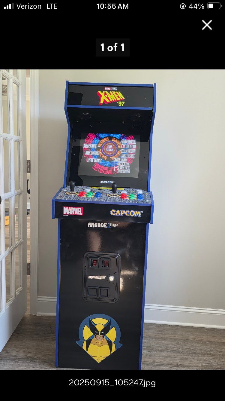 Arcade assembly