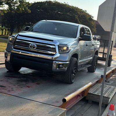 Avatar for Leverett Junk Removal