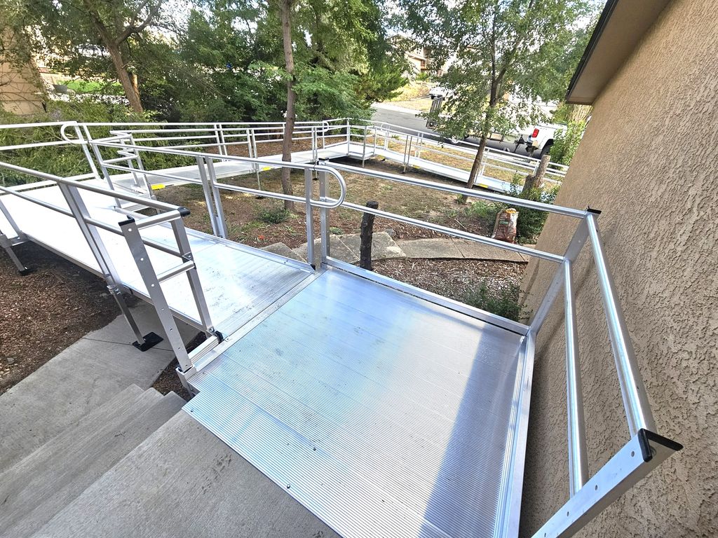 Accessible wheelchair ramp