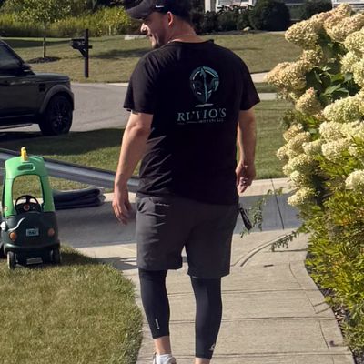 Avatar for Ruvios Moving LLC