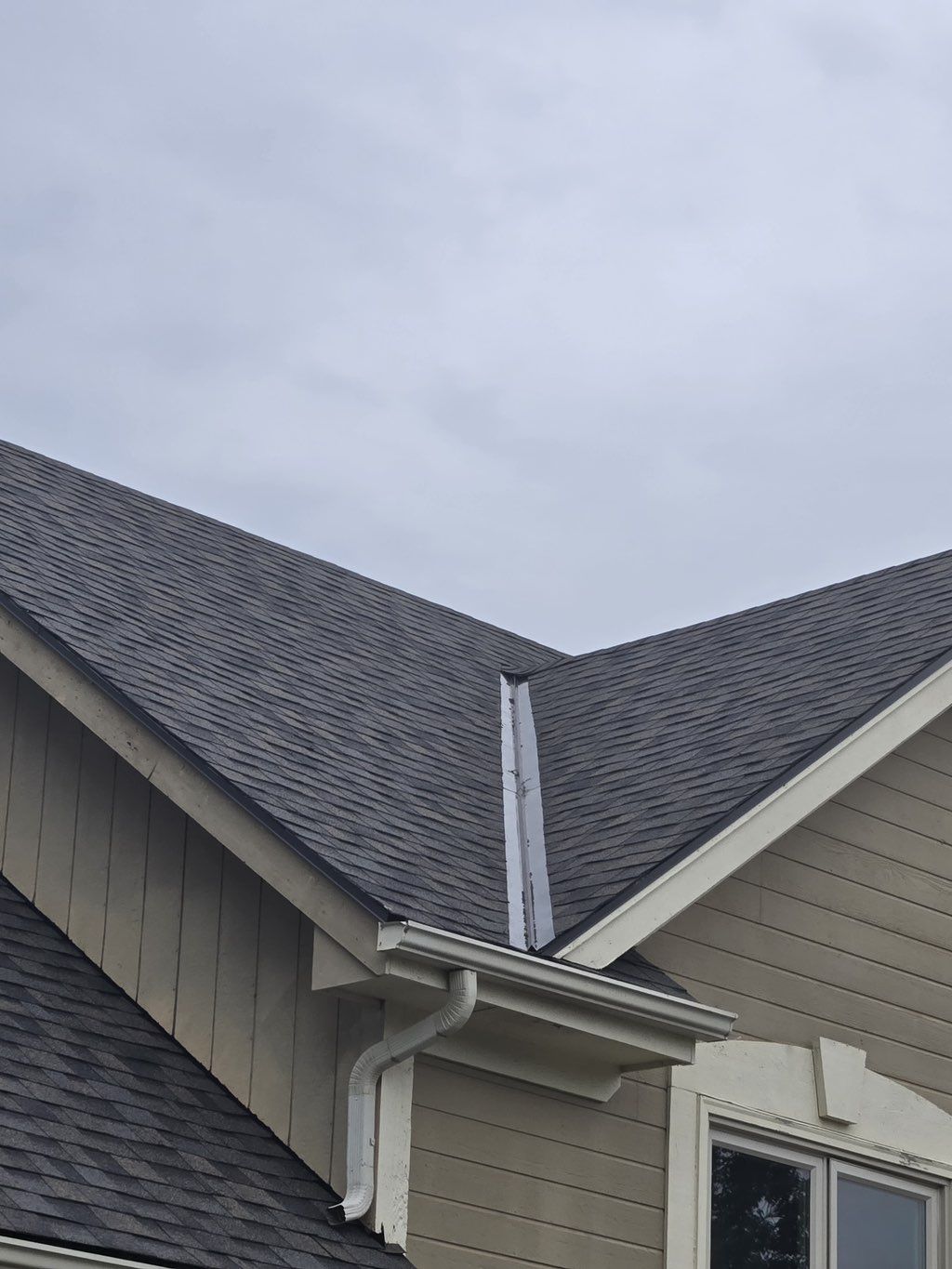 Open Valley Metal (Class 3 IR Landmark Shingle)