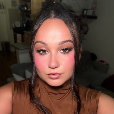 Avatar for Makeup by Elina