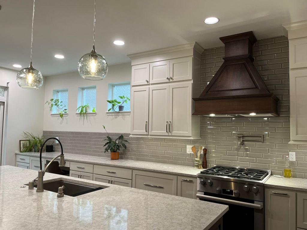 New Cabinets and Countertops