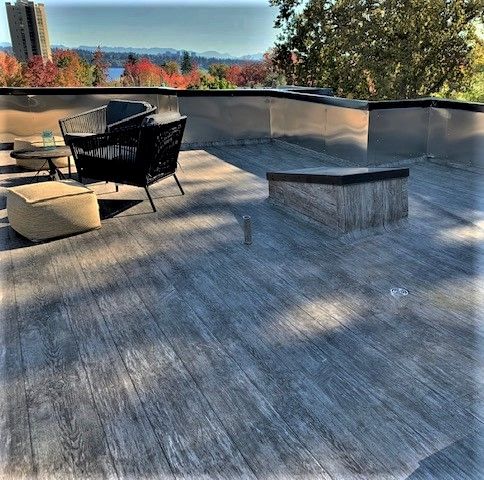Vinyl Waterproof Deck Surface