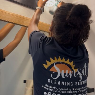 Avatar for SUNSET CLEANING LLC