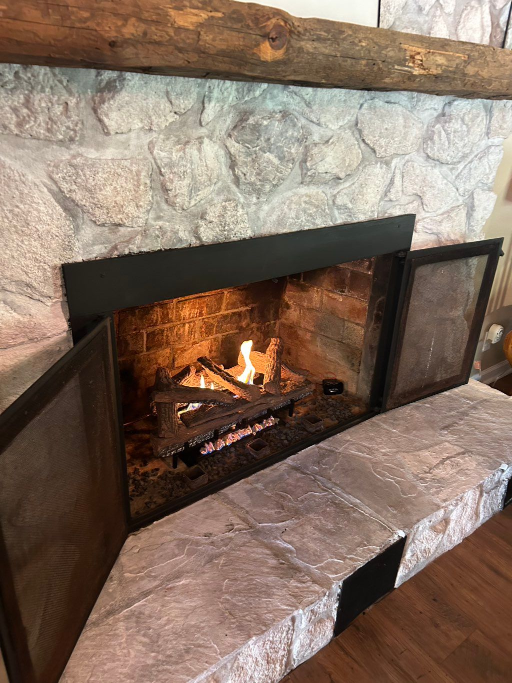 New set of remote controlled propane gas logs and 