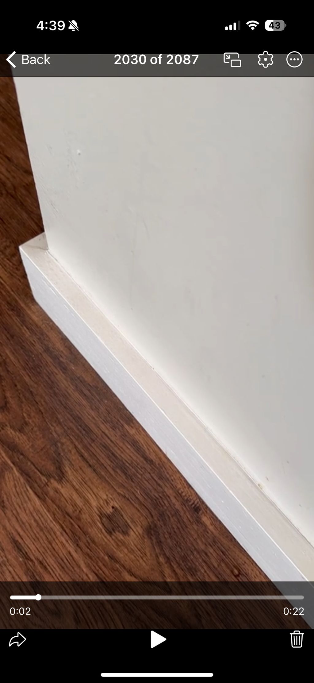 Baseboard after cleaning 