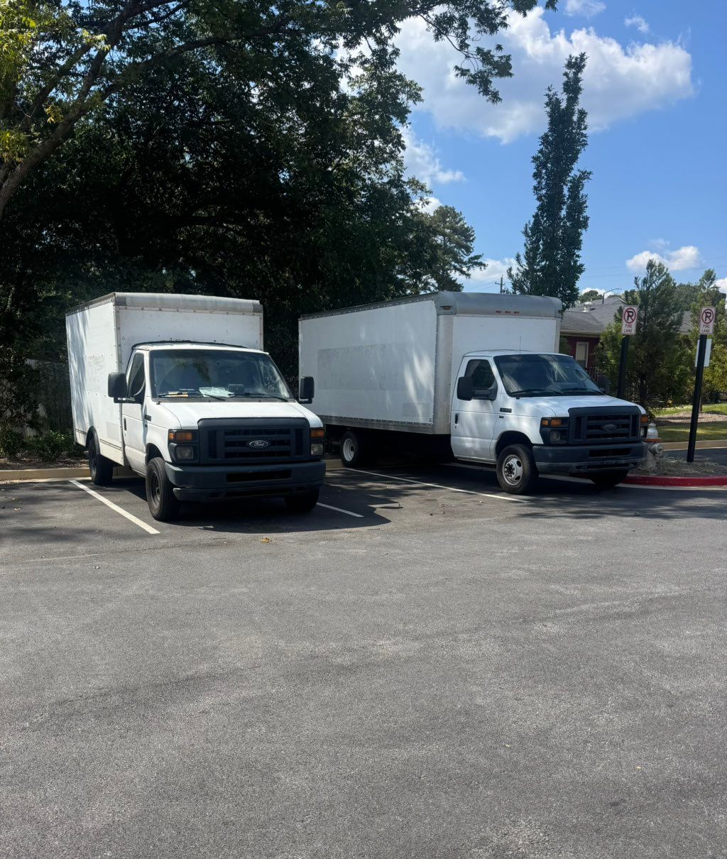 12ft and 16ft Moving Truck Side by Side