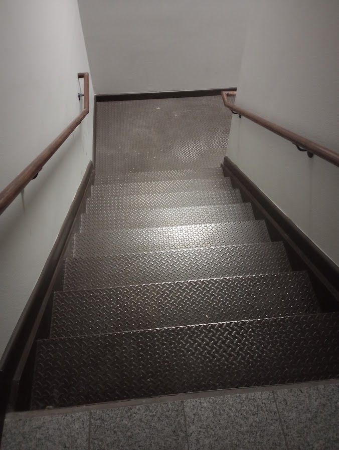 metal steps before painting