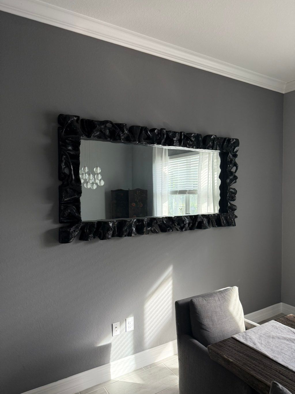 Heavy accessorie and artwork installations. 