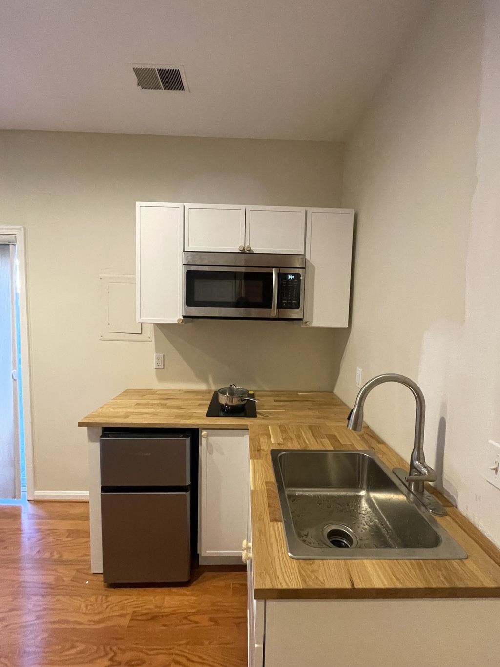 Basement Kitchennete 