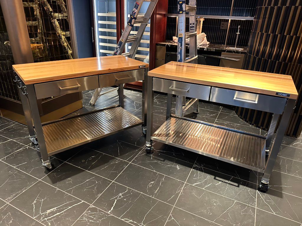 Rolling cart assembly 