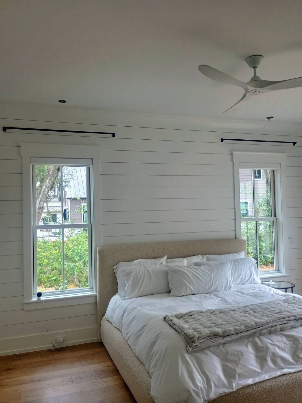 curtain rod installation 