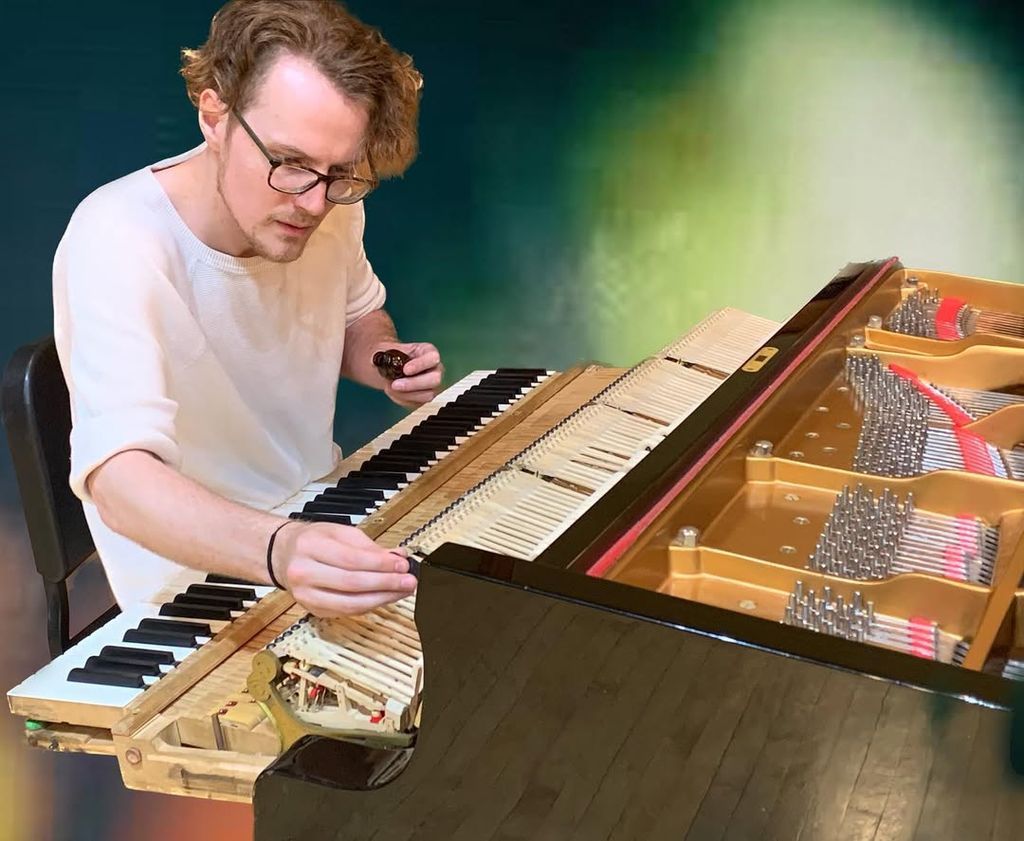 Eric Aagesen - Piano Tuner 