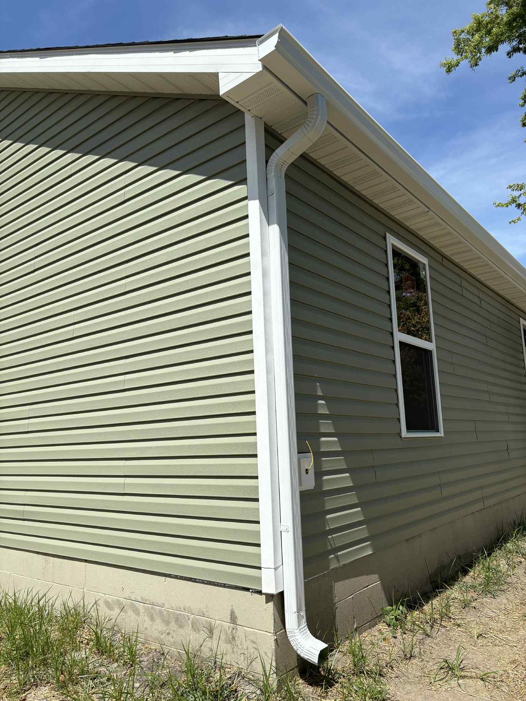 Fresh Seamless Gutter!