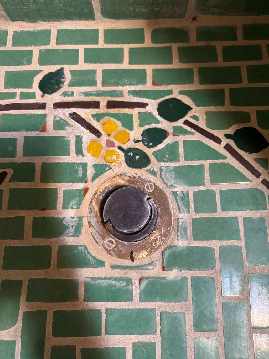There's some yellow underneath the calcium.   This