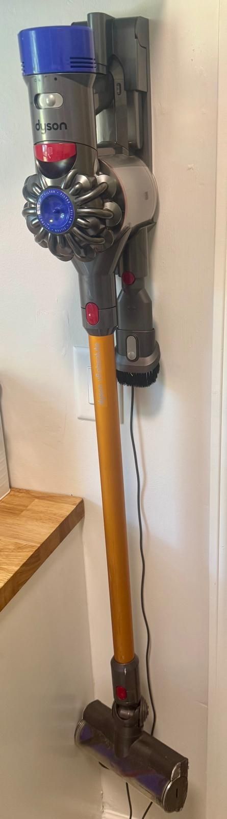 Vacuum hanging installation