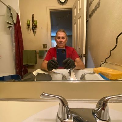 Avatar for Henry's Handy Services