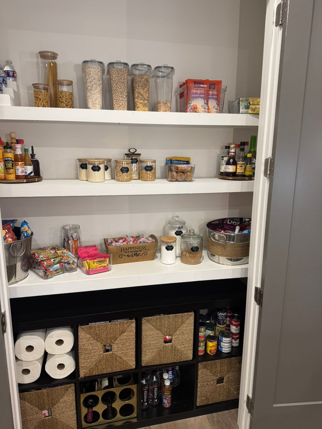AFTER…TA DAH! Pantry is organized to clients use w