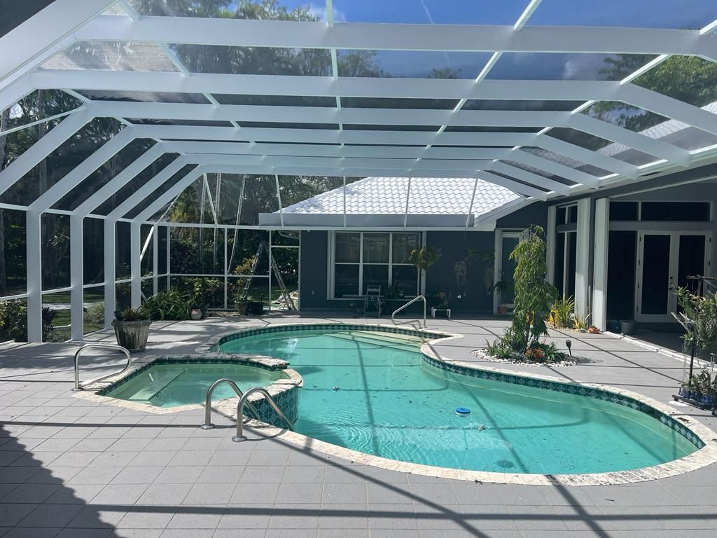 Complete restoration: cleaning, painting, and re-s