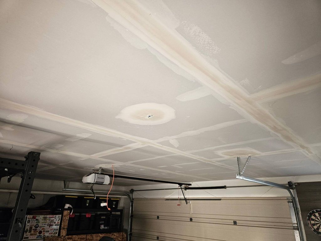 ceiling drywall installation & tape 
