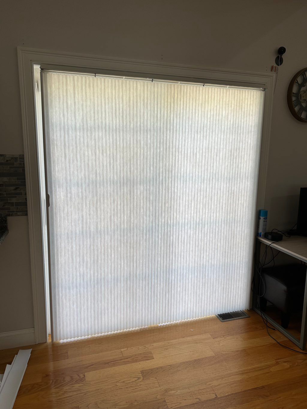 Vertical Cellular shade installation