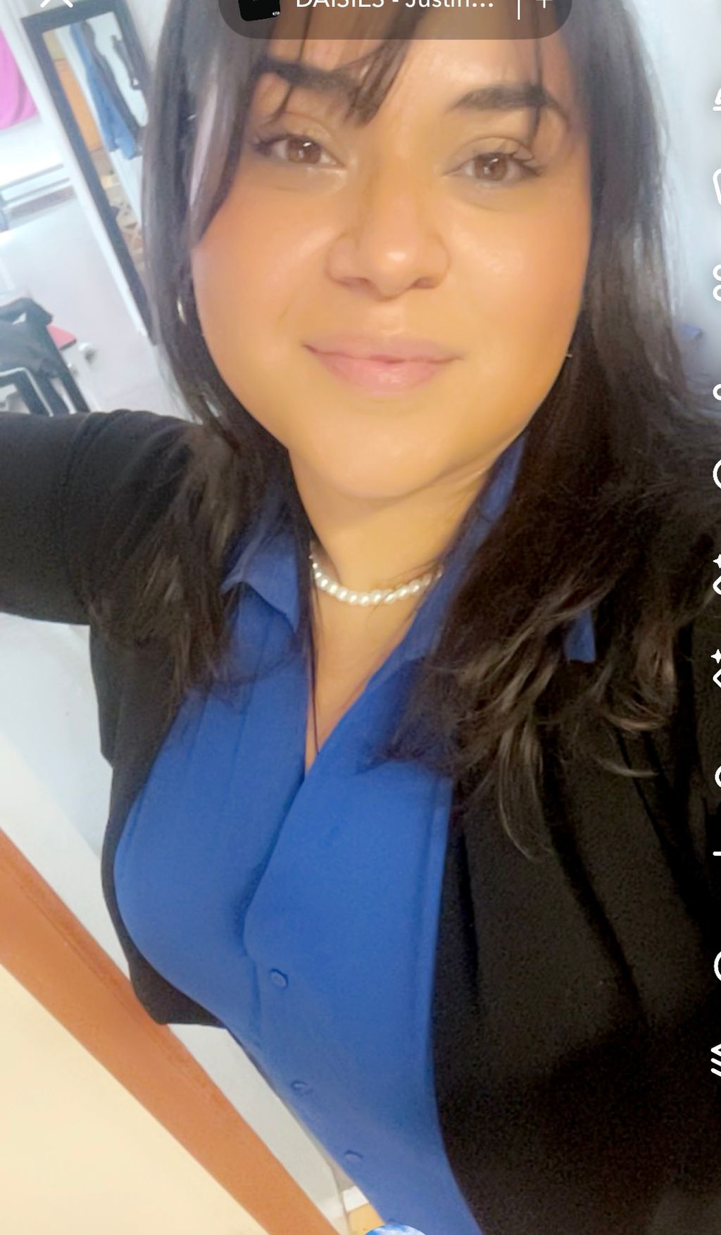Meet your server Amber