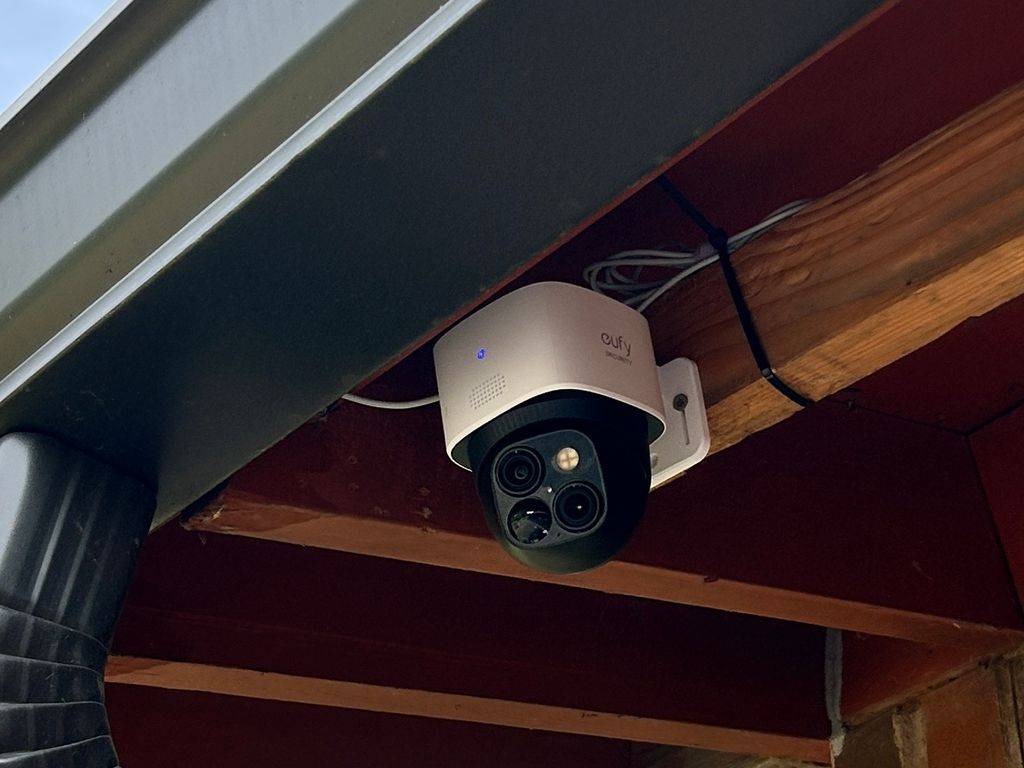 Eufy Solar Powered Outdoor Camera