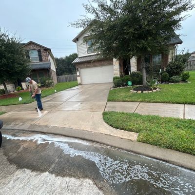 Avatar for B-R pressure washing