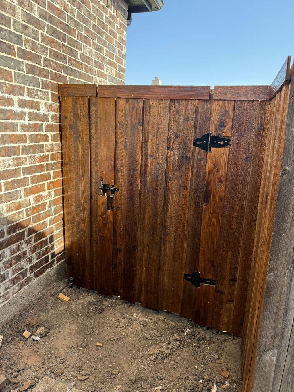 Enhancing the Side Gate with Durable Paint
