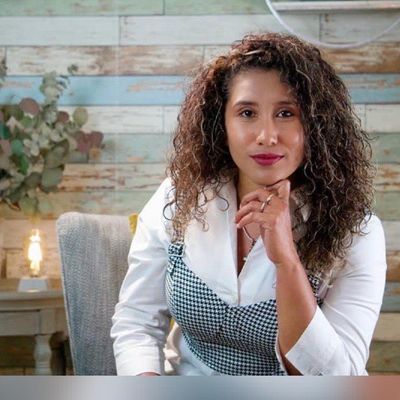 Avatar for Terapias Holisticas (tarot, chakra balance)