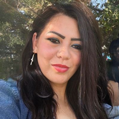 Avatar for Areli Pavon cleaning