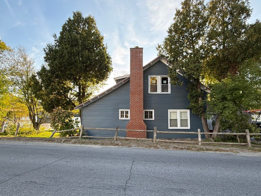 New vinyl siding 
