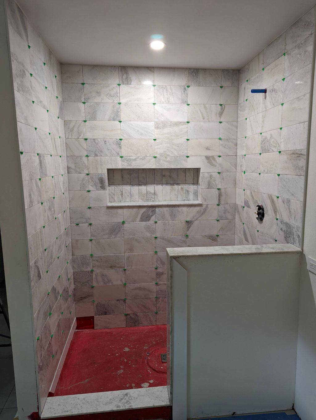 marble tile installation 