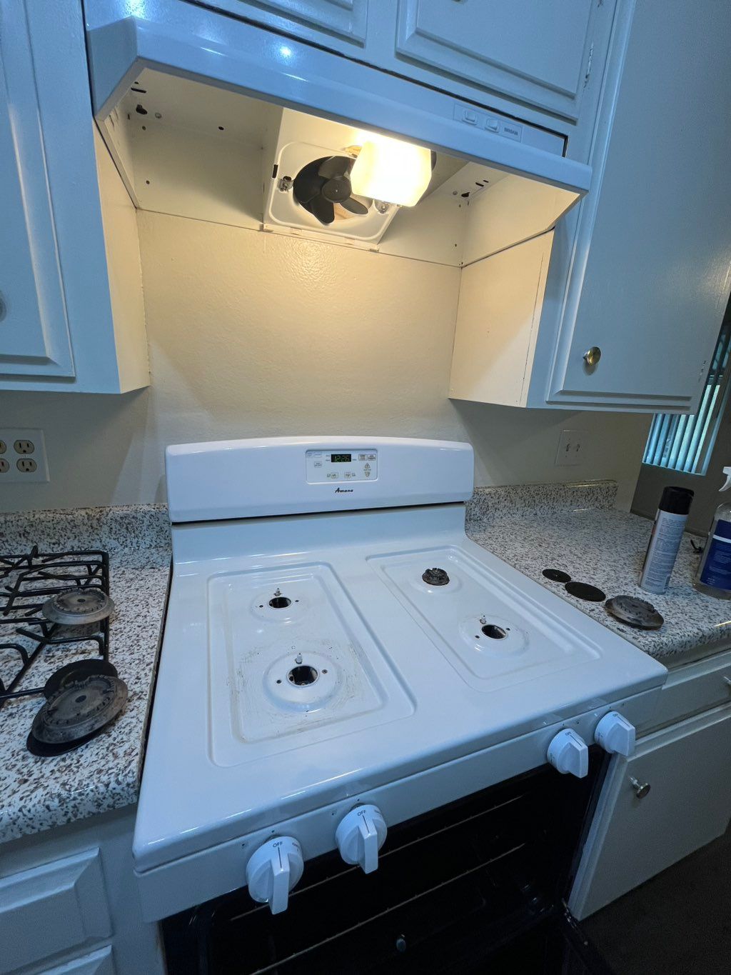 Deep cleaning stove vents, stove and oven