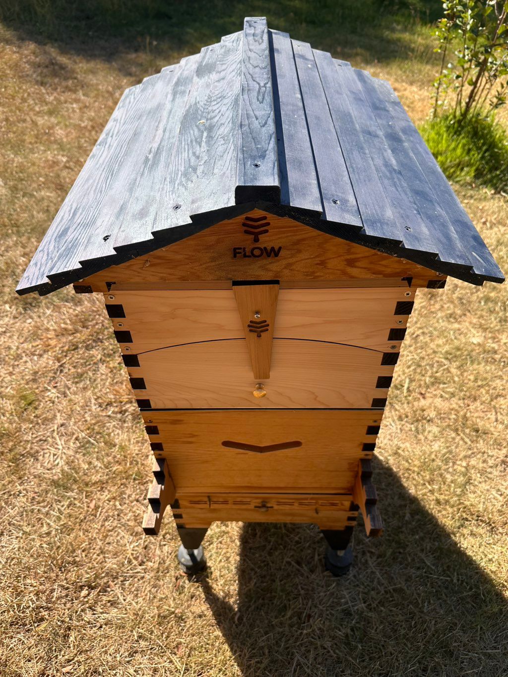 Flow Hive assembly