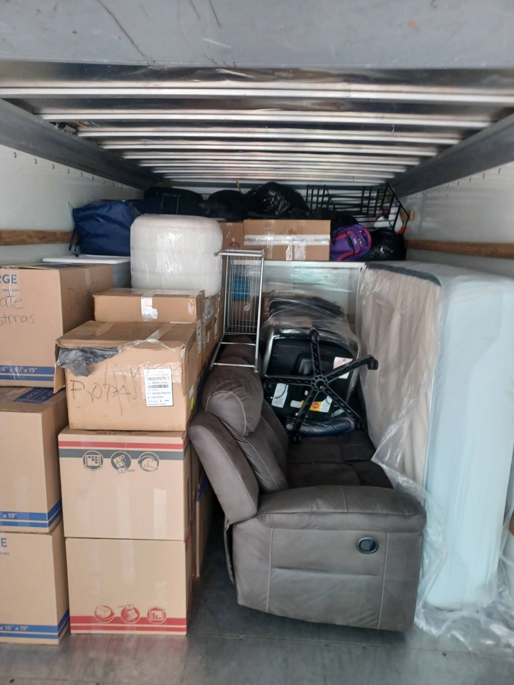 2BedRoom Loading 