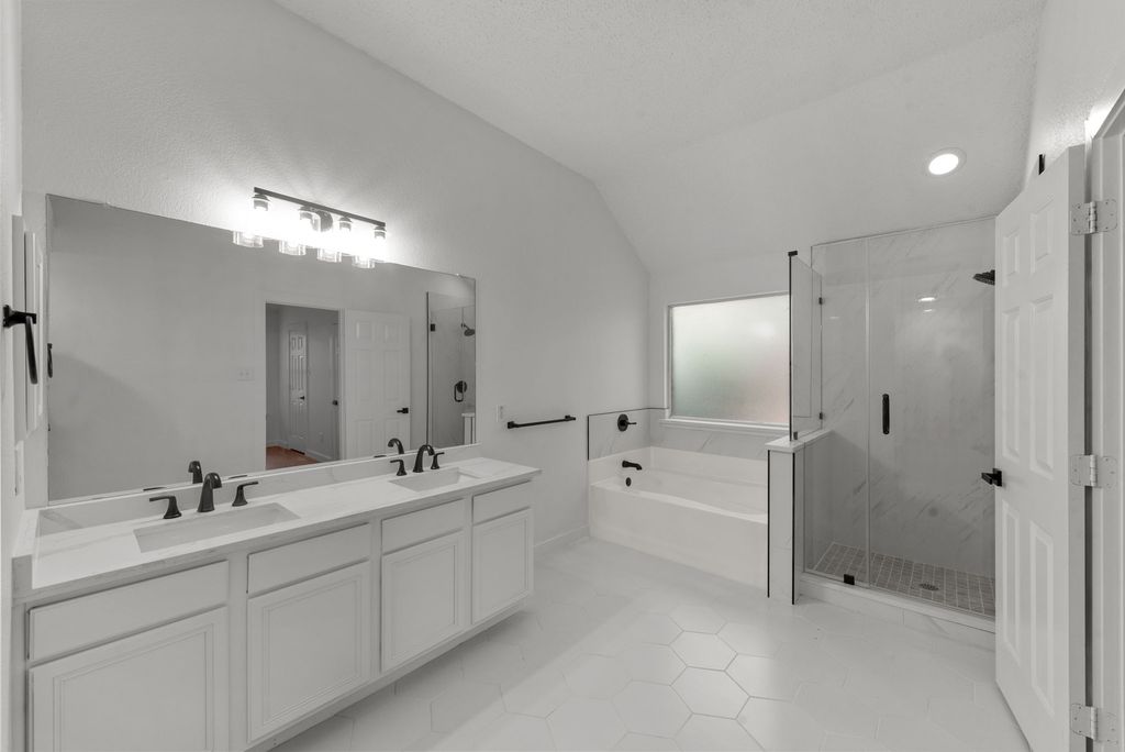 Manfield Master Bath - AFTER