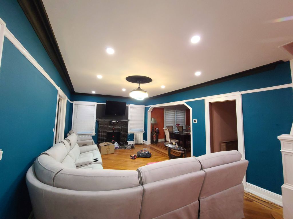 total of ten recessed lights. and a ceiling fan 