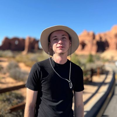 Avatar for Golden Hands Pro